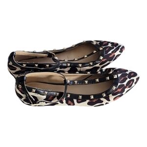 BCBGeneration Sandals Women Sz 9B Animal Print Brown Black Studded  Buckle